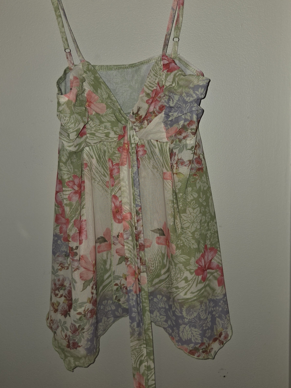 SHEIN Floral Spaghetti-Strap Flowy Top in Cream, Pink & Green